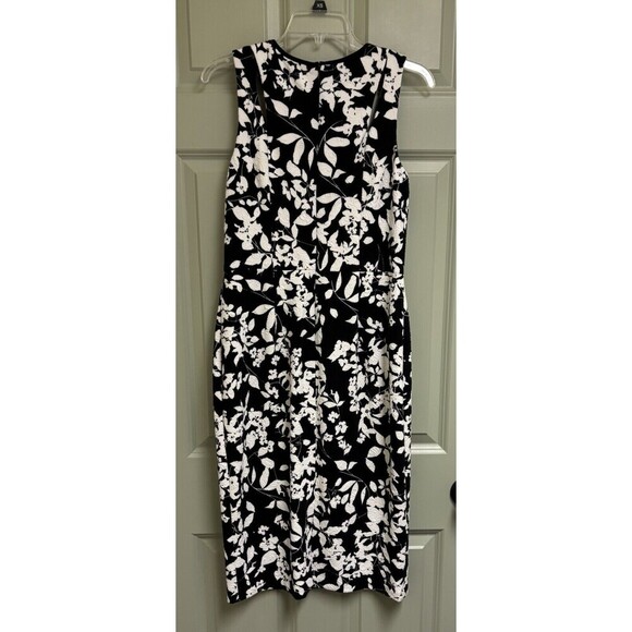 MAGGY LONDON Sheath Dress Size 8 Black White Floral Knee Length Sleeveless NWT - Picture 3 of 16